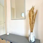 Elegant Au Coeur De