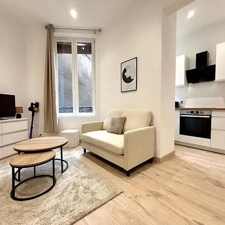 Elegant Au Coeur De * Reims